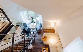 M2 Living Maisonette Apartment No 3